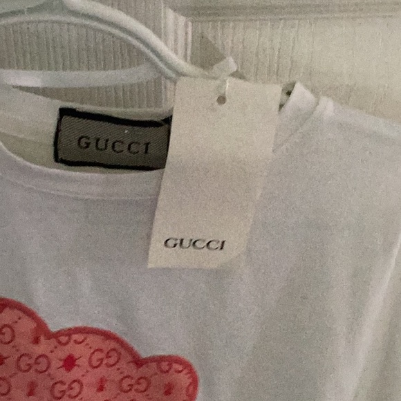 Graphic t shirt teddy bear 🧸 texture shirt no size tag pls refer to photos - Picture 3 of 7